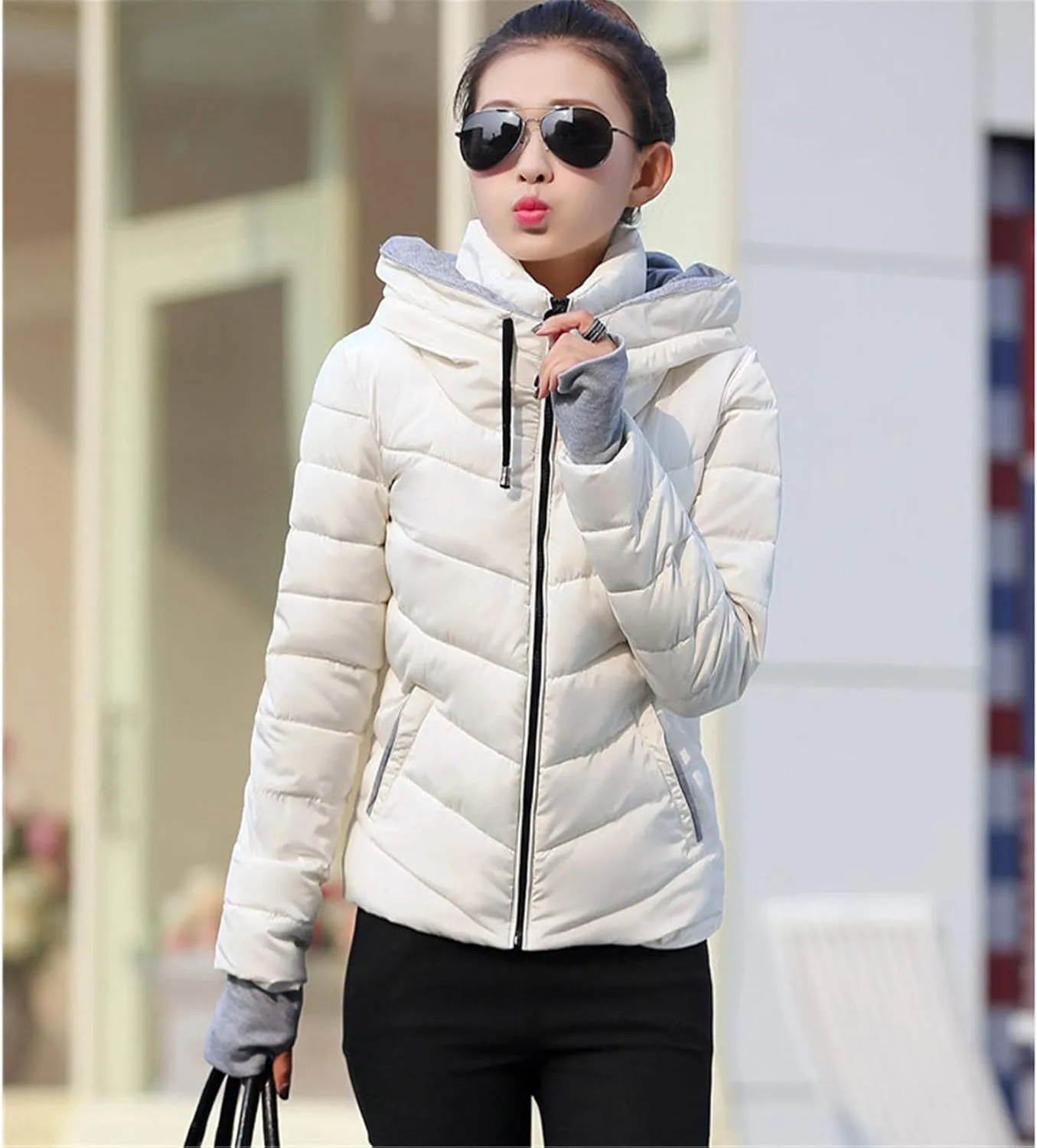 Andongnywell Womem's Stand Collar Packable Short Down Jackets Winter Downs Padded Overcoats Outwears