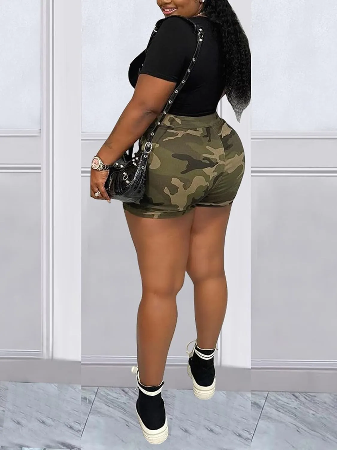 Famnbro Women Camo Shorts Slim Fit Camouflage Cargo Shorts Casual Army Fatigue Shorts with Pockets