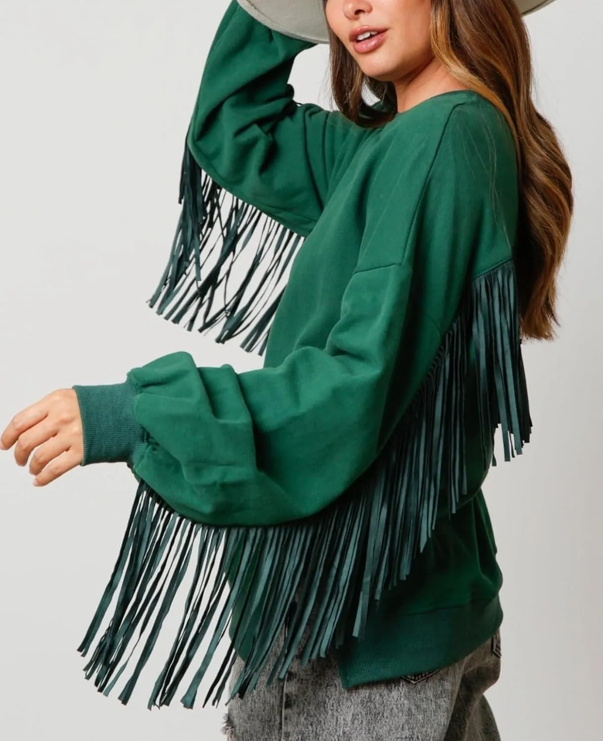 KMBANGI Women Oversized Tassel Sweatshirt Fringe Trim Long Sleeve Crewneck Pullover Top Fall Fashion Casual Loose Shirts