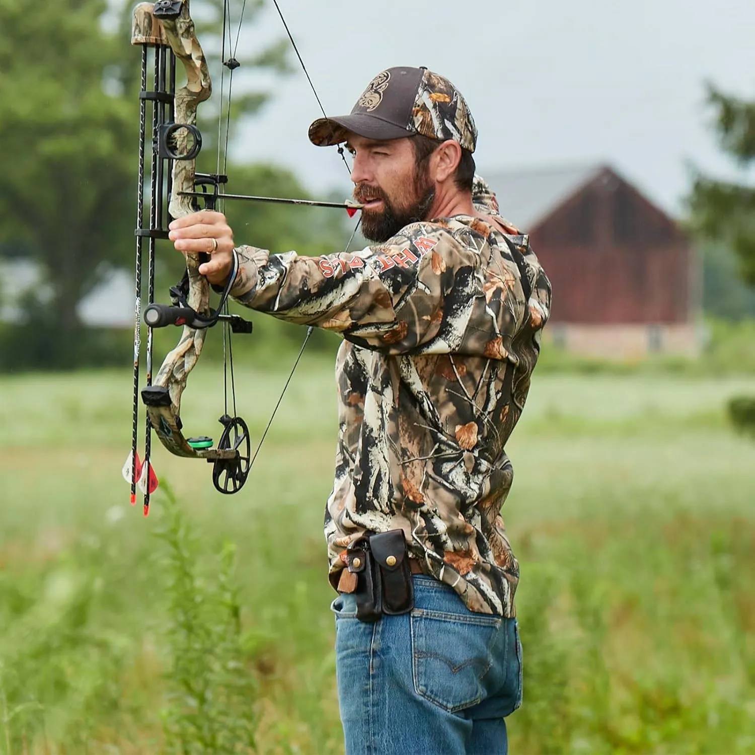 Legendary Whitetails Men's Non-Typical Long Sleeve T-Shirt