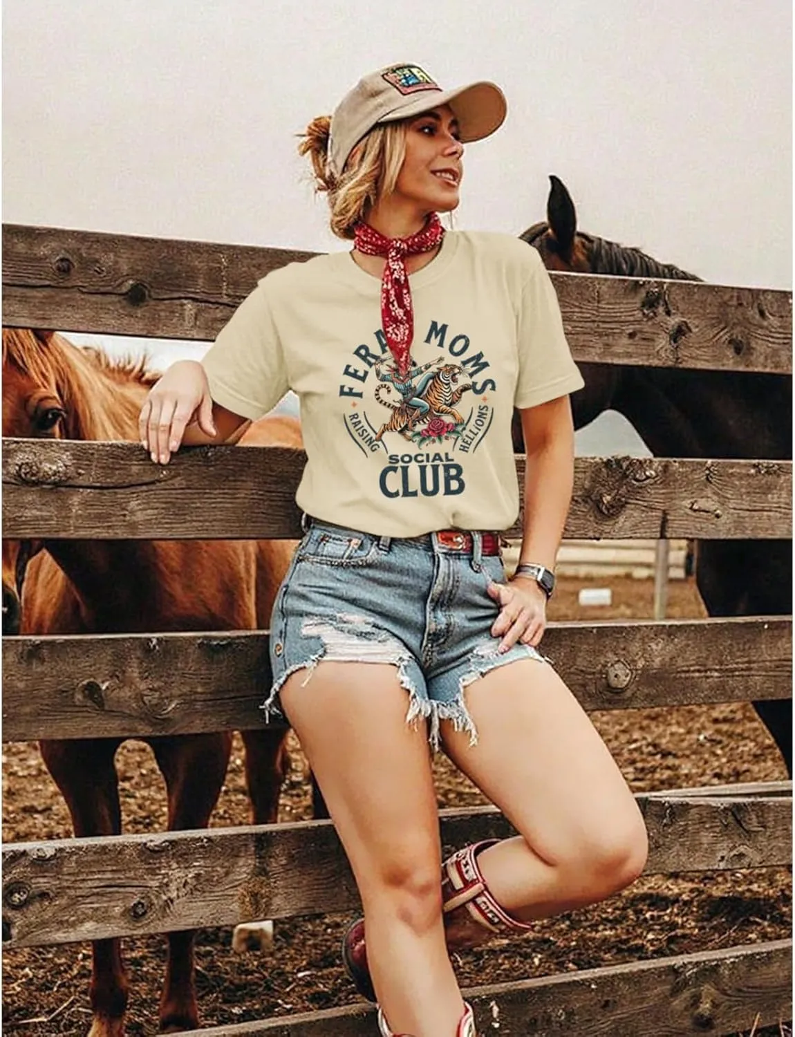 Mama Shirts for Women Cool Feral Moms Social Club T-Shirt Vintage Western Graphic Shirt Funny Mothers Day Tee Tops