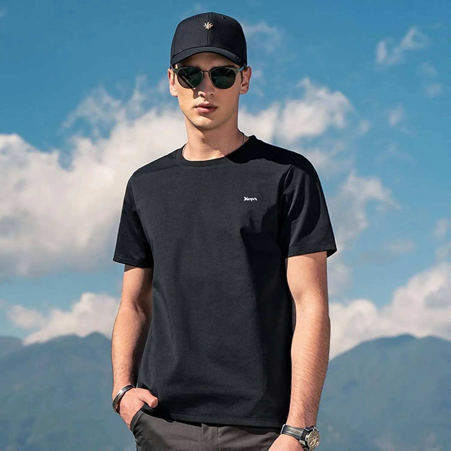 Men's Ice Silk T-Shirt,Quick Drying Breathable Top, Ice Silk Smooth Sports Shirt