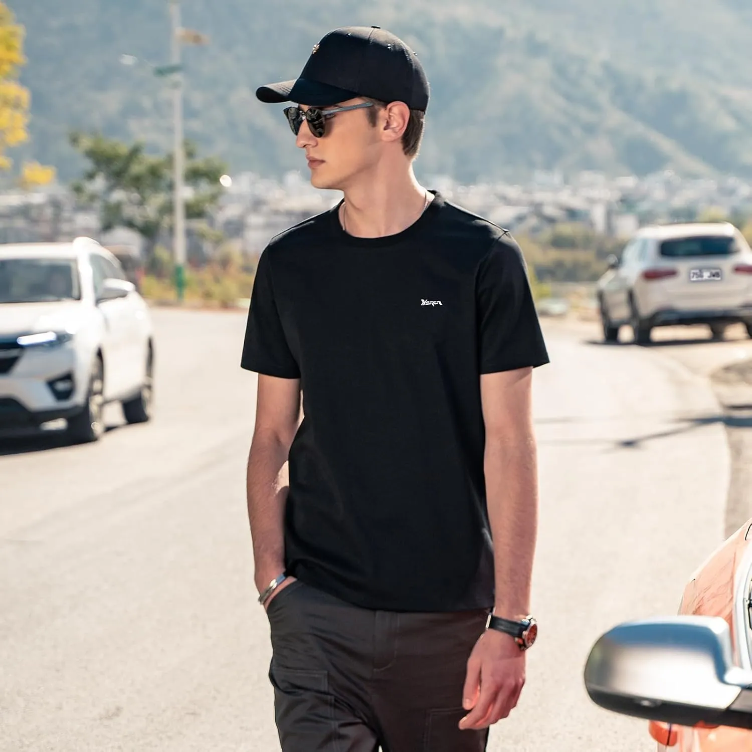 Men's Ice Silk T-Shirt,Quick Drying Breathable Top, Ice Silk Smooth Sports Shirt