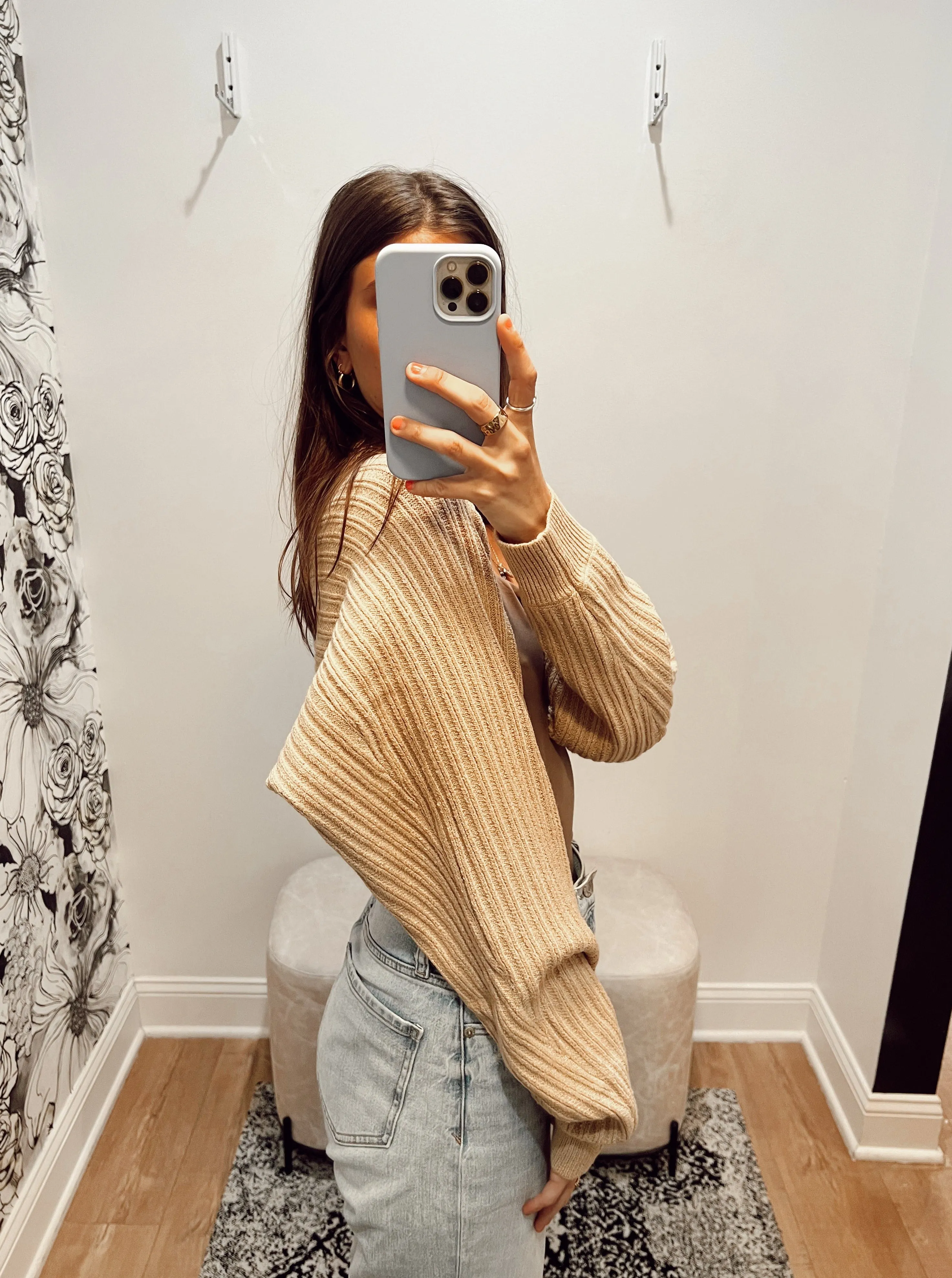 Stanton Tara Shrug