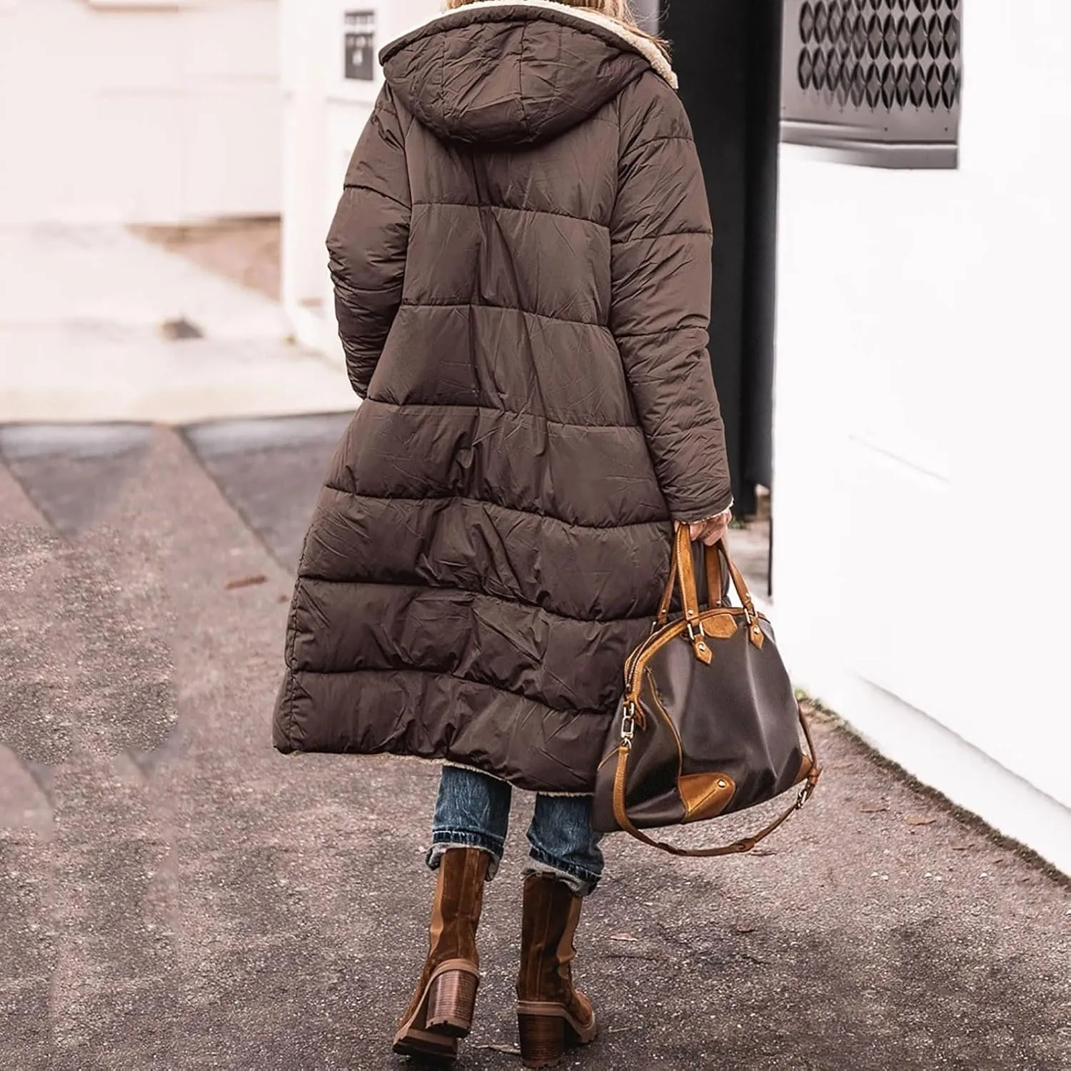 Womens 2024 Winter Fashion Solid Zip Up Jacket with Pockets Hooded Fleece Coat Warm Fitted Reversible Outdoor Outerwear