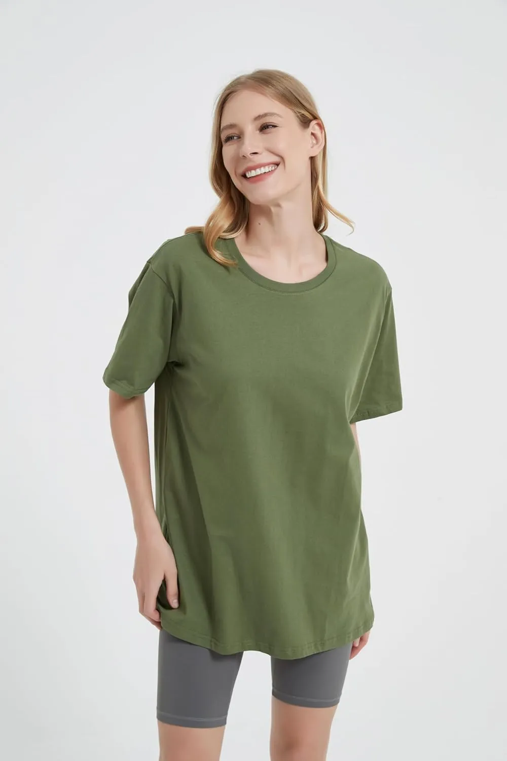 Womens Oversized Boyfriend Tee Shirts Short Sleeve Trendy Crew Neck Loose Workout Tee Casual Summer Tops Cotton
