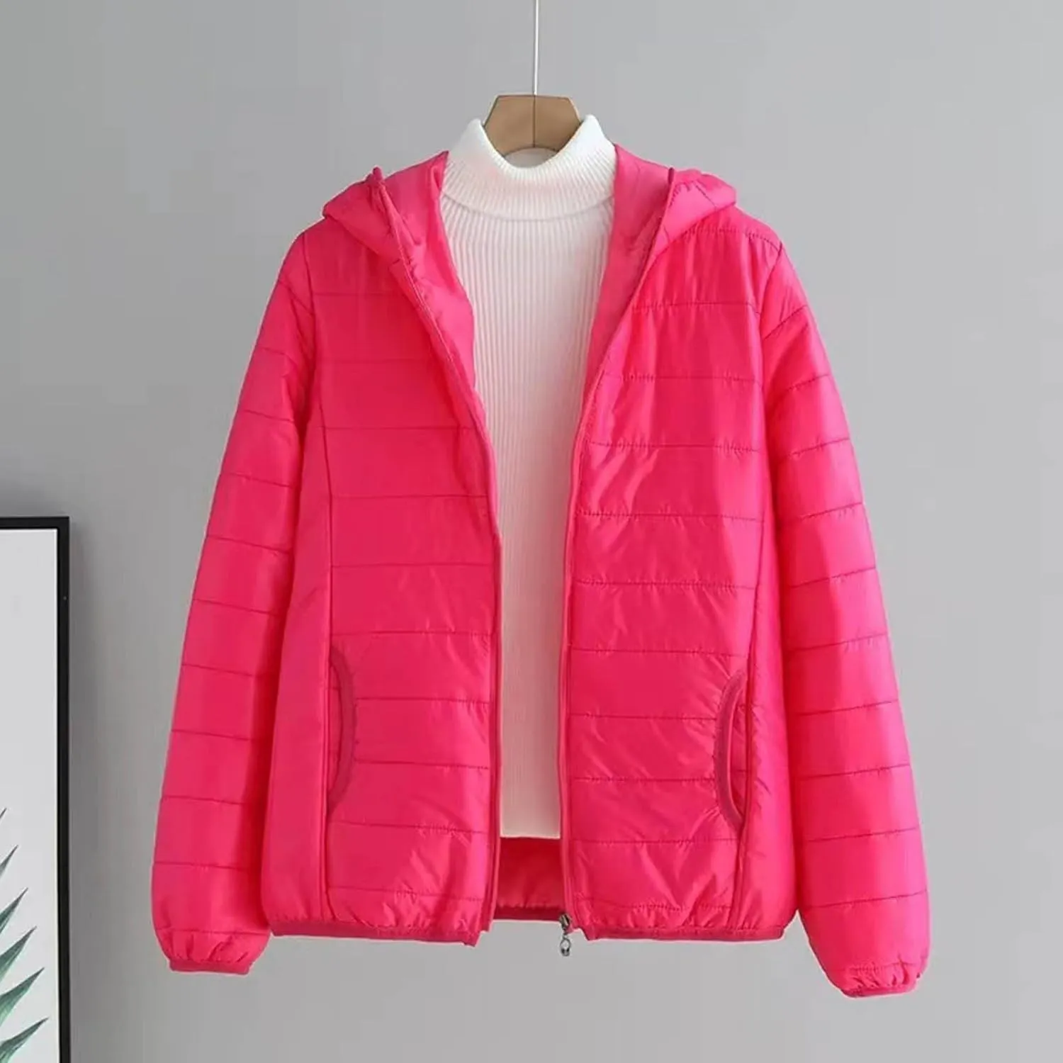 Womens Temperament Thicken Winter Puffer Coats Hooded Pocket Zipper Daily Outdoor Down Coat Casual Warm Fitted Overcoat